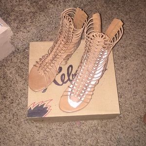 Women’s zip wedge sandals